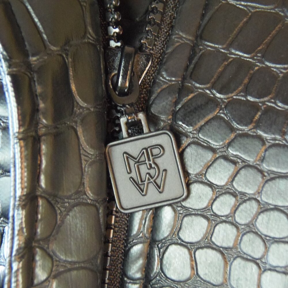 Mycra Pac‎ Life Crocodile Pattern Full Length 2X woman's Coat MobWife WhimsyGoth - Picture 4 of 16